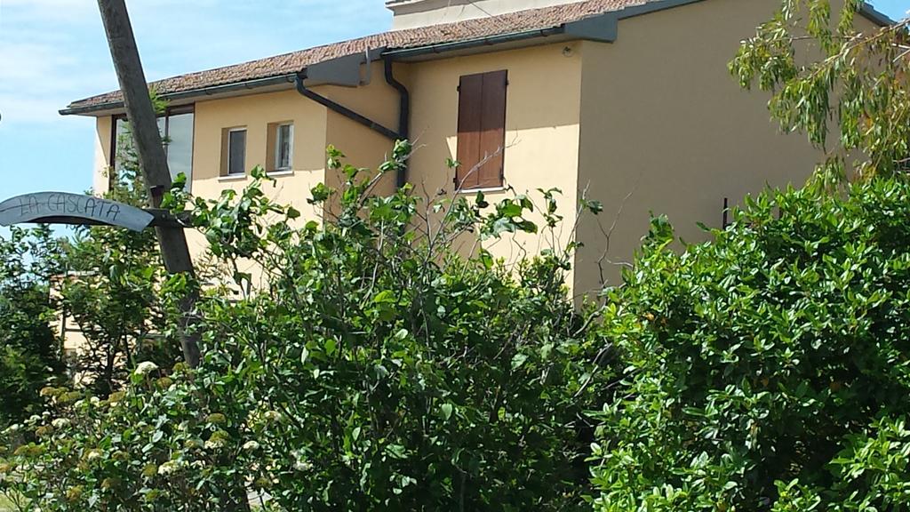 فيلا Agriturismo Podere La Cascata ماسا ماريتيما المظهر الخارجي الصورة